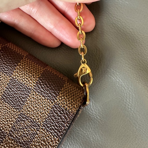 Louis Vuitton Felicie Bag - Picture 15 of 16